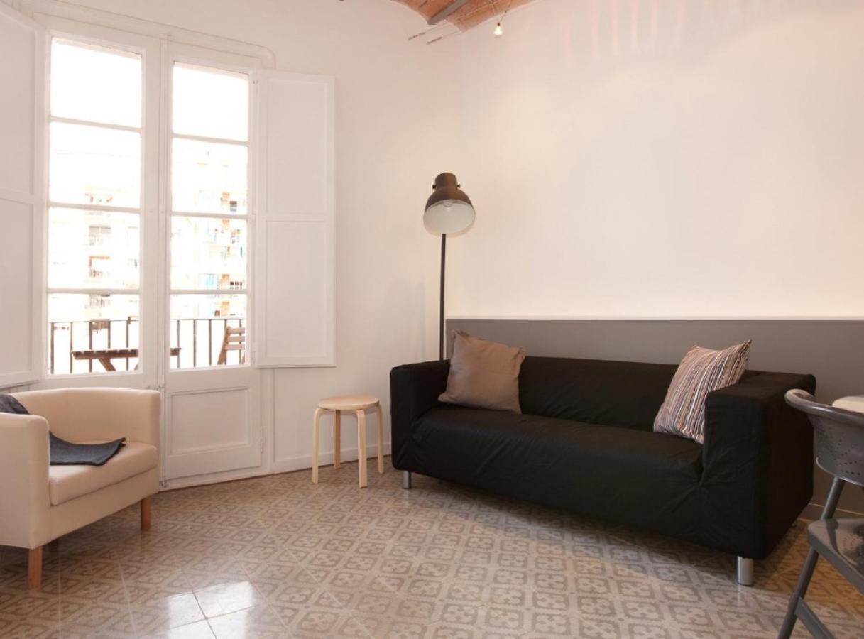 Napoles - Modernist Flat Close To Sagrada Familia Barcelona Exterior photo