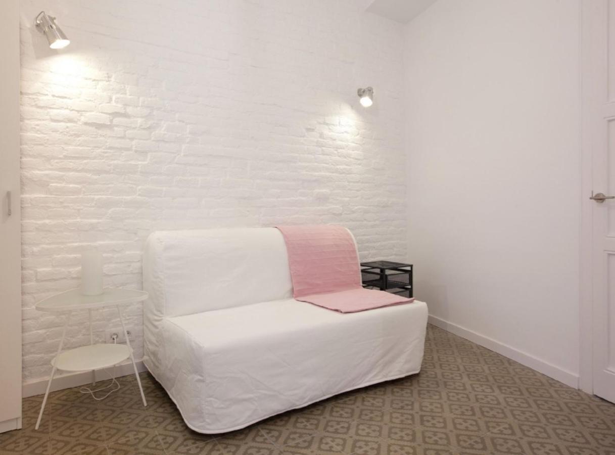 Napoles - Modernist Flat Close To Sagrada Familia Barcelona Exterior photo