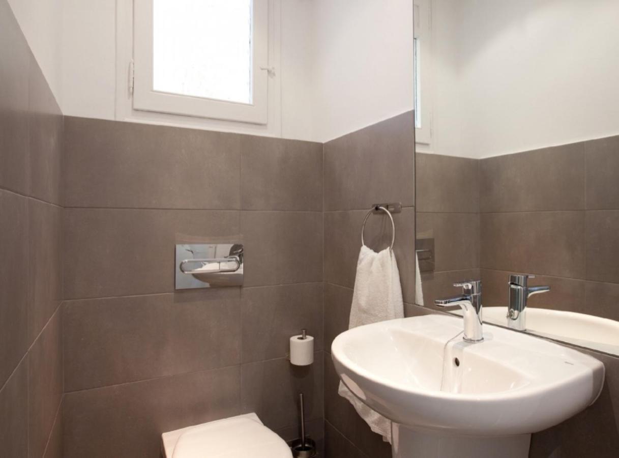 Napoles - Modernist Flat Close To Sagrada Familia Barcelona Exterior photo