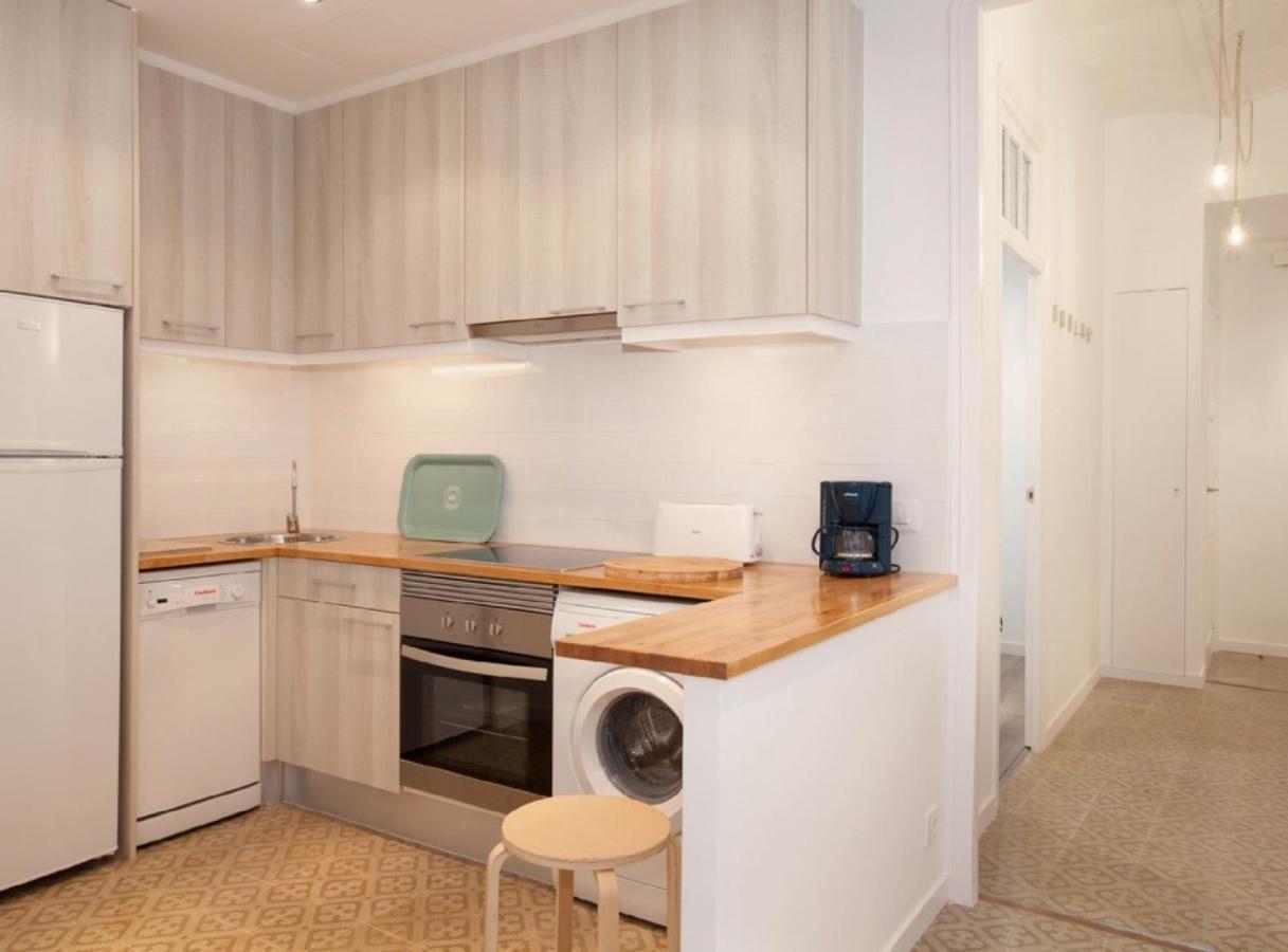 Napoles - Modernist Flat Close To Sagrada Familia Barcelona Exterior photo