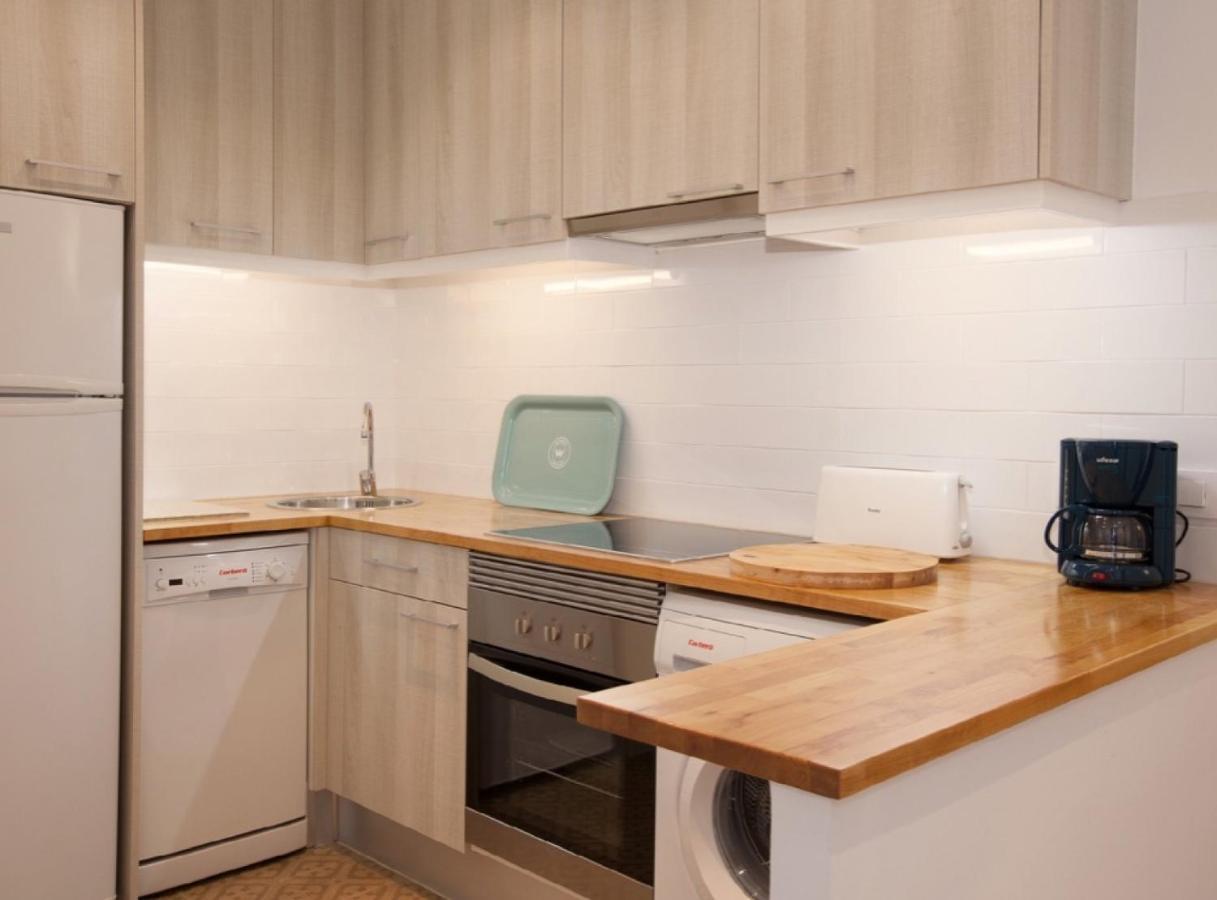 Napoles - Modernist Flat Close To Sagrada Familia Barcelona Exterior photo